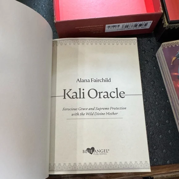 Kali Oracle box set - Ferocious Grace & Supreme Protection - Alana Fairchild - Picture 9 of 10